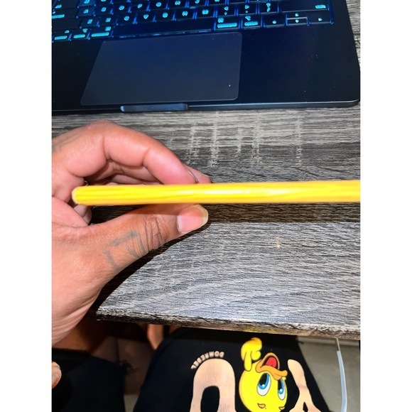 Louis Vuitton Card Holder - Picture 5 of 9